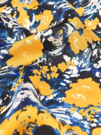 Çiçek Desenli İpek Kare